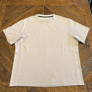 Lululemon Men's T-shirt
